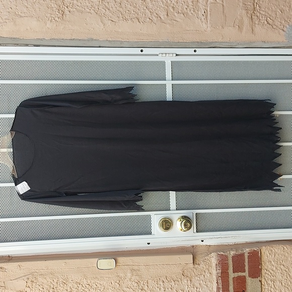 HOLLOWEEN WITCH COSTUME BLACK GOWN GREEN BLACK HAT GOWN SIZE (11 12) 2 PEICE SET - Picture 2 of 7